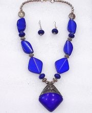 Admiral Blue Wonderful Classy Stone Beads Necklace Set with Square Pendant