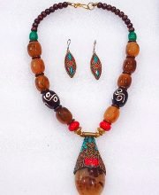 Multicolor Wonderful Classy Stone Beads Necklace Set with Nice Pendant