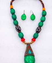 Multicolor Wonderful Classy Stone Beads Necklace Set with Nice Pendulum Pendant