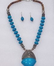 Cerulean Blue Wonderful Classy Stone Beads Necklace Set with Pendulum Pendant