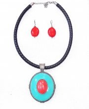 Multicolor Wonderful Classy Stone Beads Necklace with Round Pendant