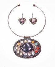 Royalty in This Exquisite Double Tone with Silver Plated Enamel Necklace Set