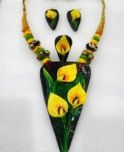 Handcrafted Multicolored Clay Art Necklace Set