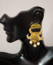 White Gold Polish Yellow Black Stone Ear-Ring