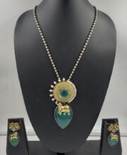 Gold Polish Necklace Set