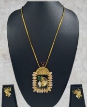 Gold Polish Necklace Set