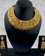 Gold Polish Necklace Set