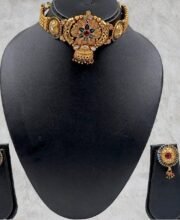 Gold Polish Choker Set