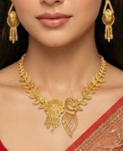 Gold Polish Necklace Set