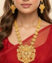 Gold Polish Long Necklace Set